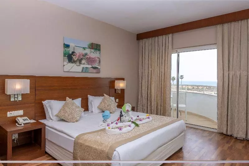 Standard-huone Merinäkymä, Roma Beach Resort & Spa