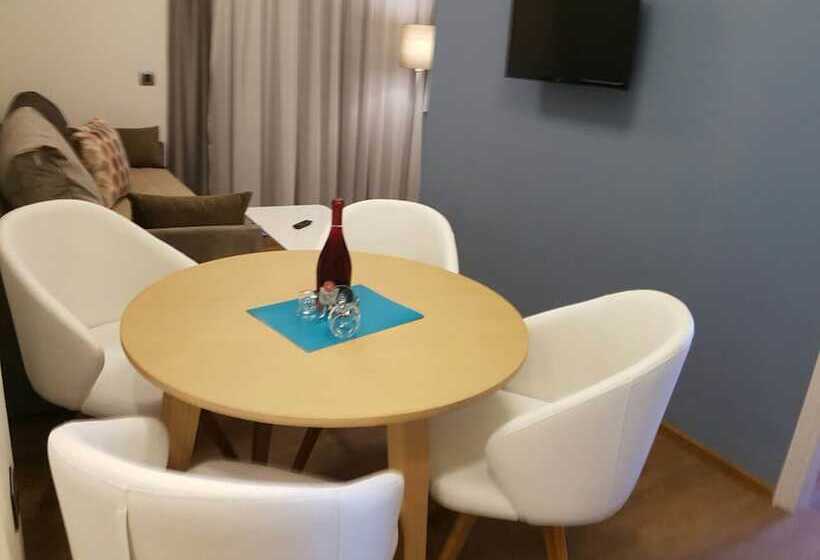 Люкс, Sunny Days