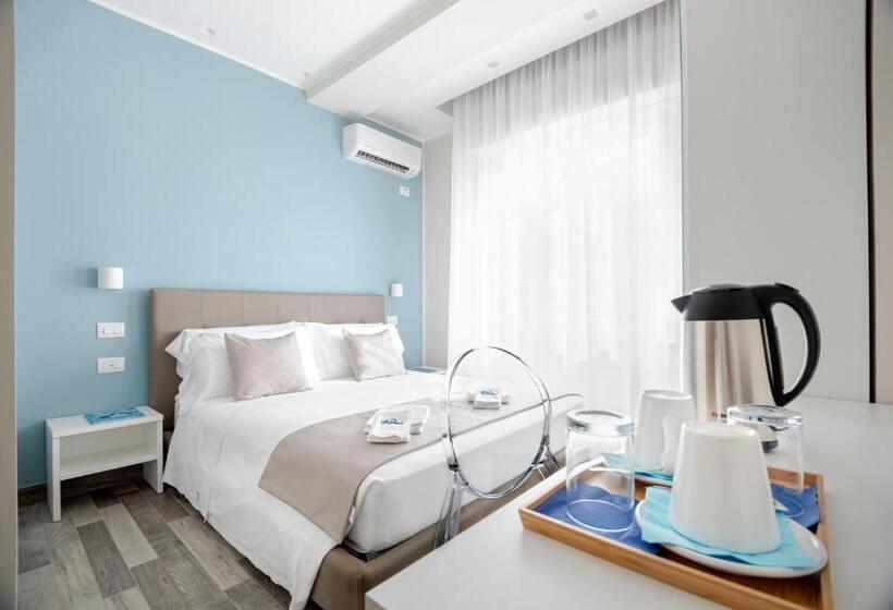 اتاق استاندارد, B&blue