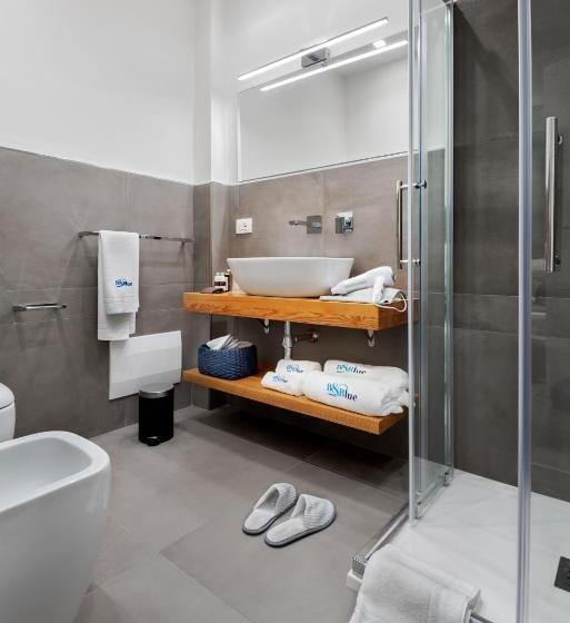 اتاق لوکس یک تخته, B&blue