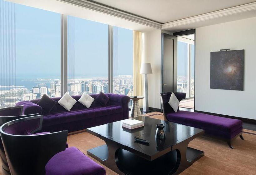 سوئیت کلاب, Banyan Tree Doha At La Cigale Mushaireb