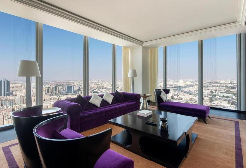 سوئیت کلاب, Banyan Tree Doha At La Cigale Mushaireb