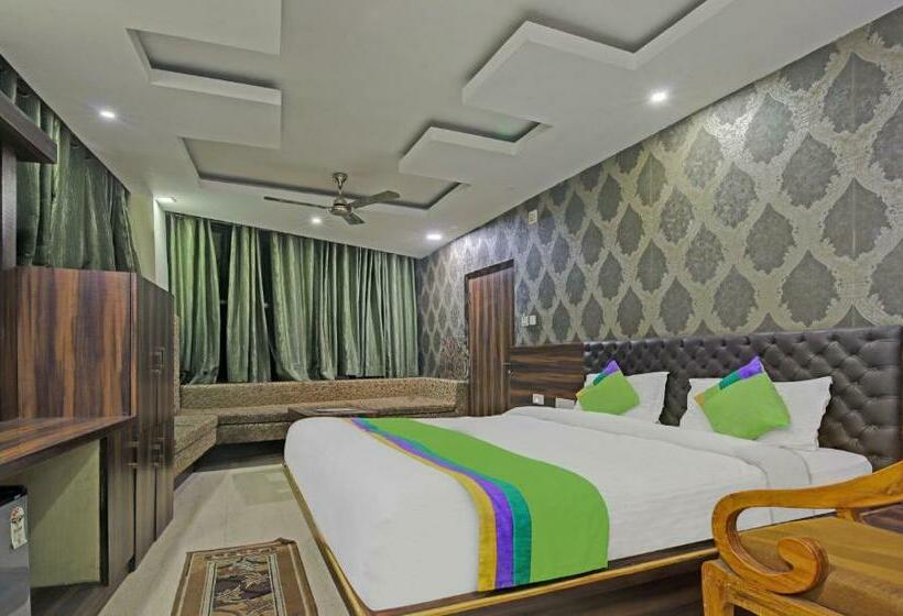 디럭스 룸, Treebo Archie Regency