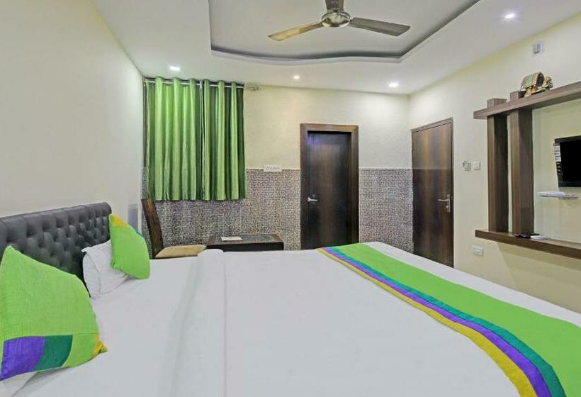 اتاق لوکس, Treebo Archie Regency