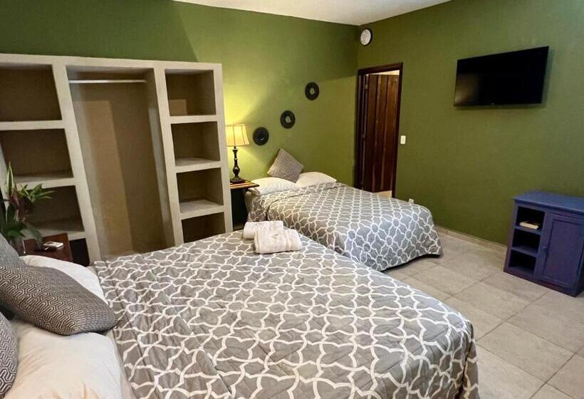 침실 1개 아파트, Hokhmah Heart