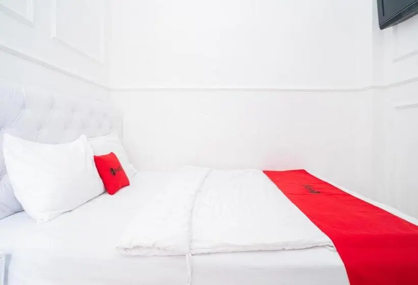 Economy-huone, Reddoorz Syariah At Aura Homestay