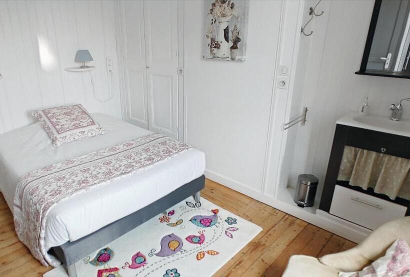 اتاق استاندارد یک نفره, Le Relais Des 4 Saisons   Chambres D Hôtes B&b En Baie De Somme