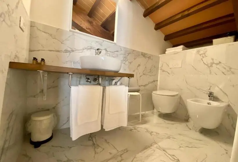 バルコニー付きスタンダードルーム, Residenza D'epoca Dei Fondachi