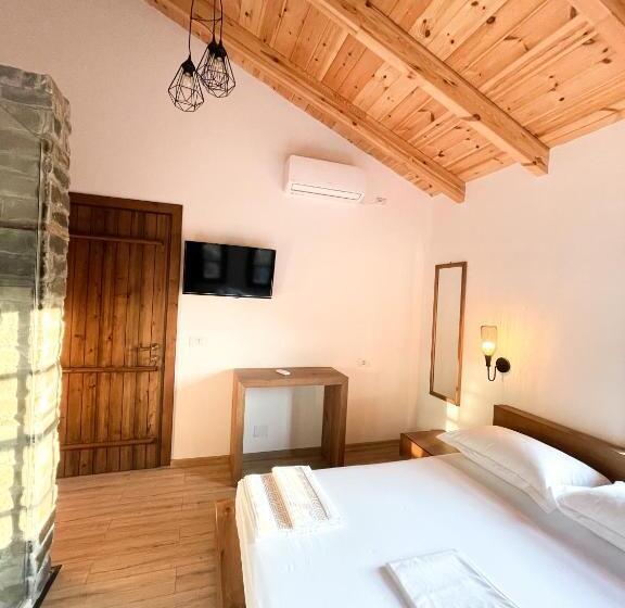 디럭스 룸, Amalia