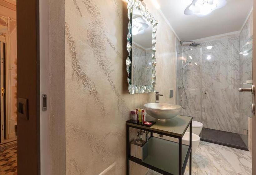 חדר סטנדרט, Luxury Liberty House