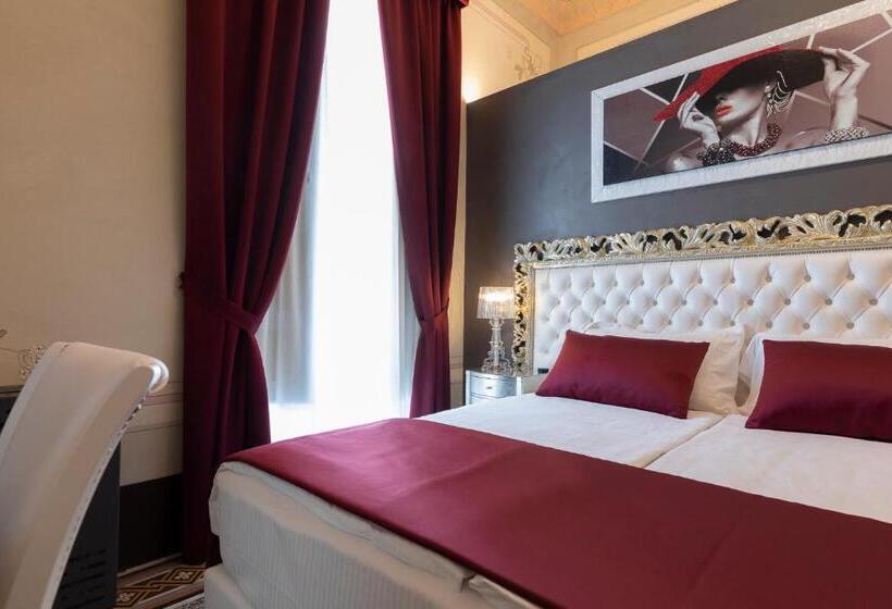 חדר סטנדרט עם מרפסת, Luxury Liberty House