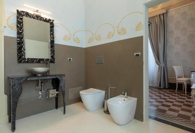 חדר סטנדרט עם ג'קוזי, Luxury Liberty House