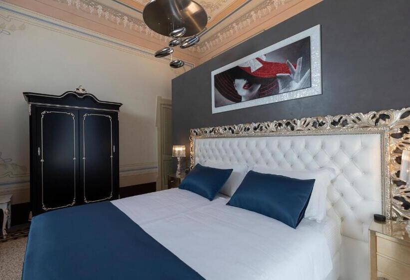 חדר סטנדרט עם מרפסת, Luxury Liberty House