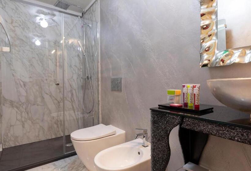 חדר סטנדרט עם מרפסת, Luxury Liberty House