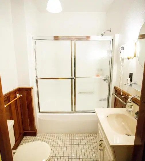 スタンダードルーム, Baneberry Meadows B&b
