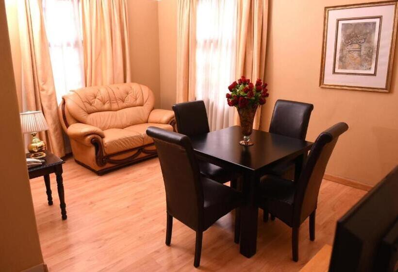 חדר סטנדרט עם מיטת קינג, Chancellors Court Guest House