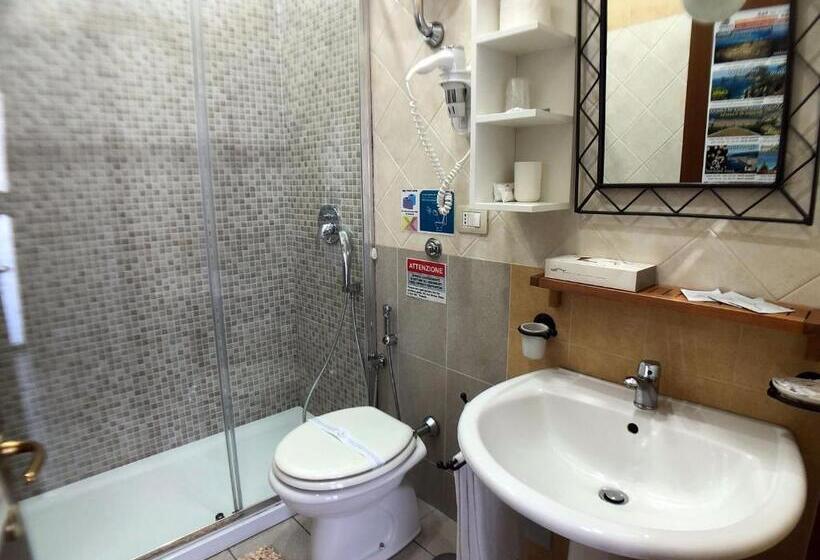 جناح مزود بجاكوزى, Il Fauno   Suite & Spa