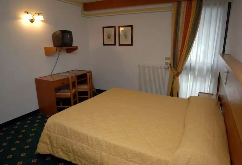 اتاق استاندارد, Centro Pineta Family Hotel & Wellness