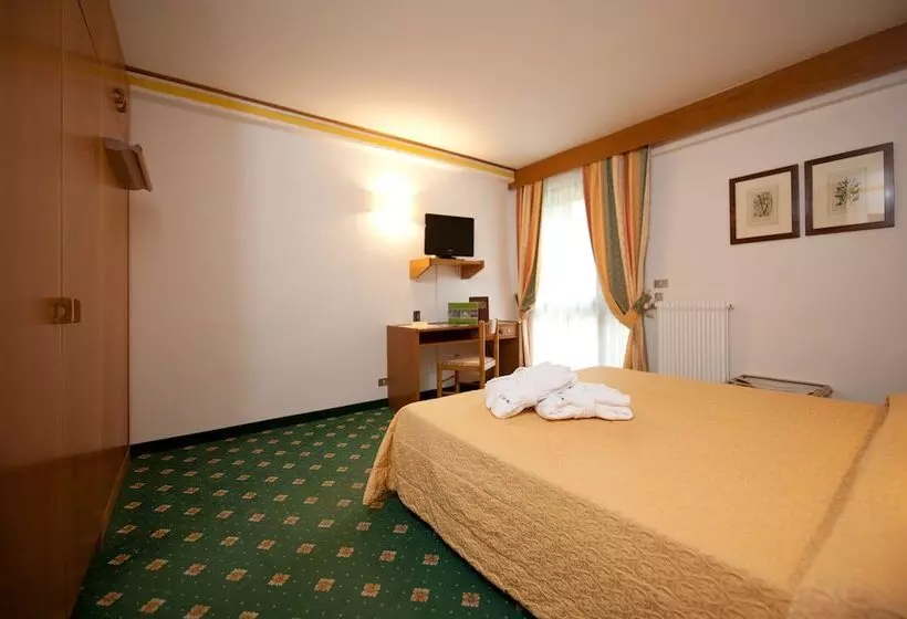 اتاق استاندارد, Centro Pineta Family Hotel & Wellness