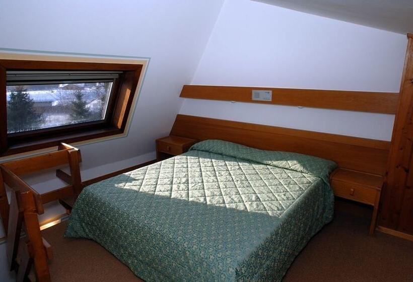 Номер Стандарт Трехместный, Centro Pineta Family Hotel & Wellness