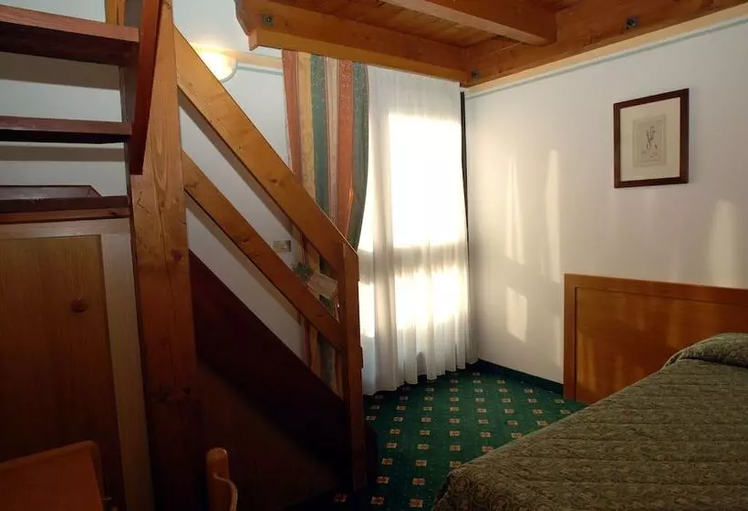 اتاق استاندارد سه نفره, Centro Pineta Family Hotel & Wellness