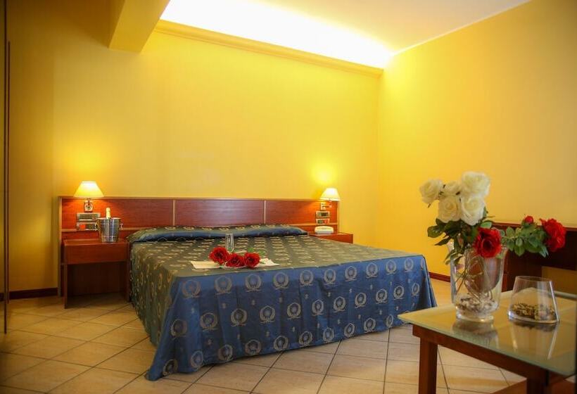 小型套房, Assinos Palace