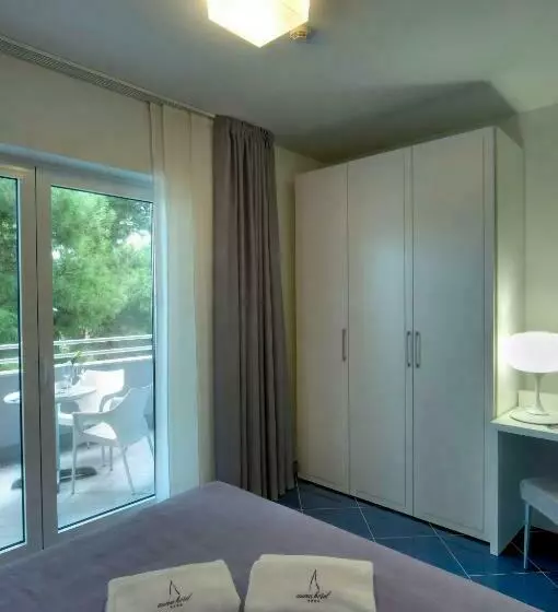スタンダードルーム, Aurea