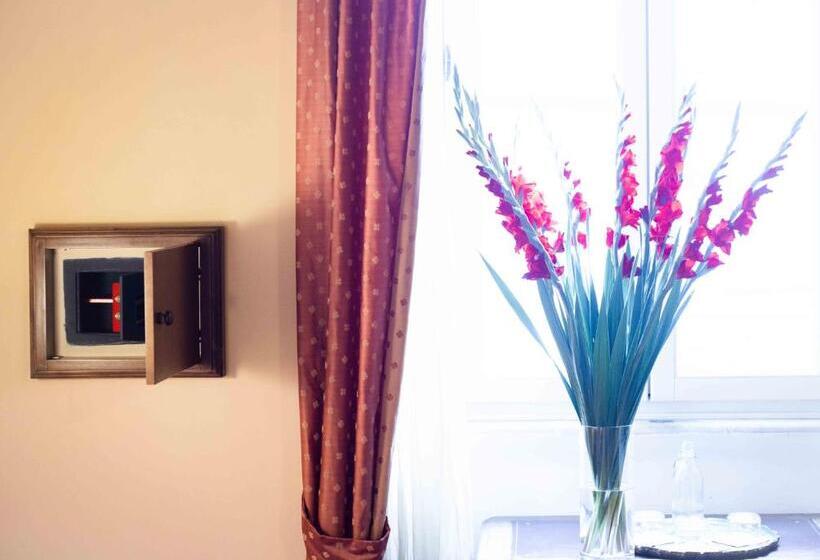 اتاق استاندارد چهار تخته, Casa De' Fiori