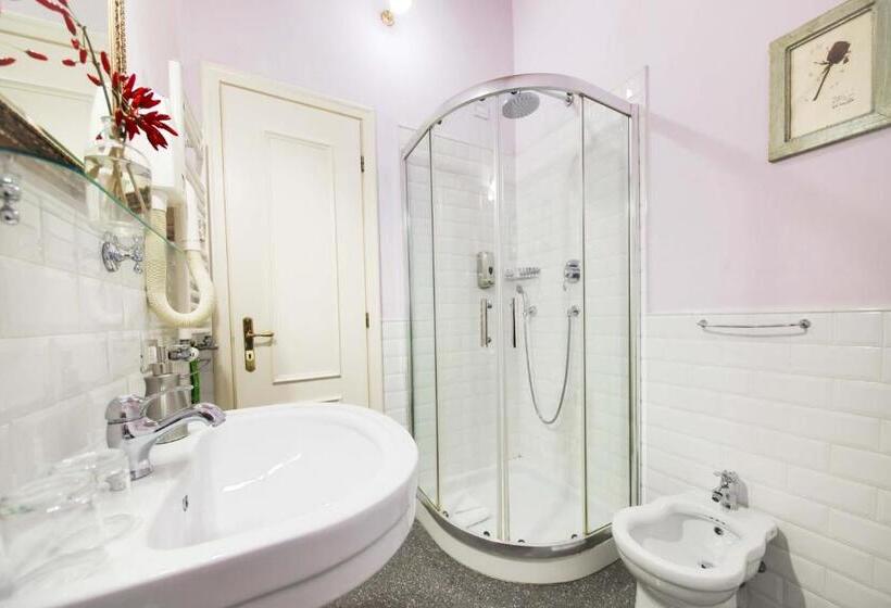 اتاق استاندارد چهار تخته, Casa De' Fiori