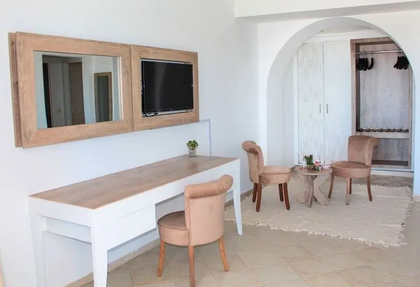 اتاق استاندارد چهار تخته, El Habib Monastir