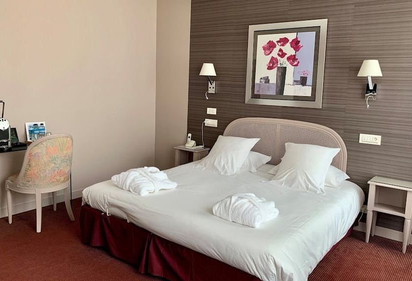 Номер Superior, Grand Hôtel De Courtoisville
