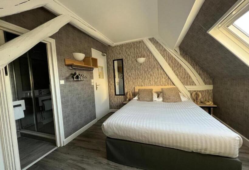 Номер Комфорт, Hôtel De Troyes
