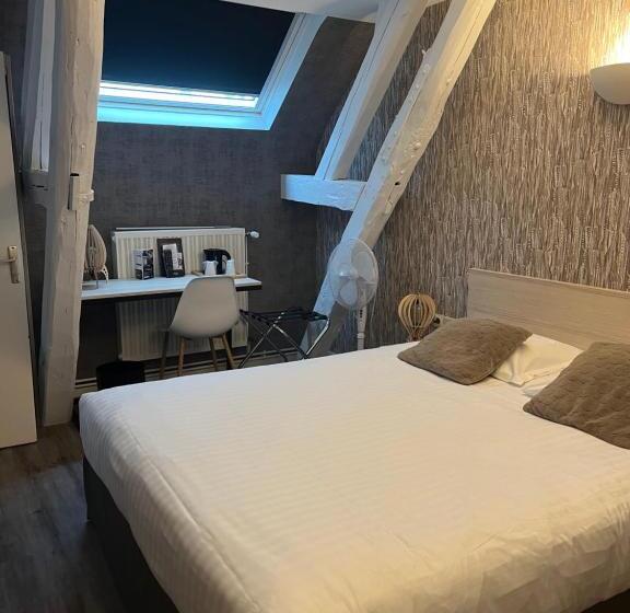 Номер Комфорт, Hôtel De Troyes
