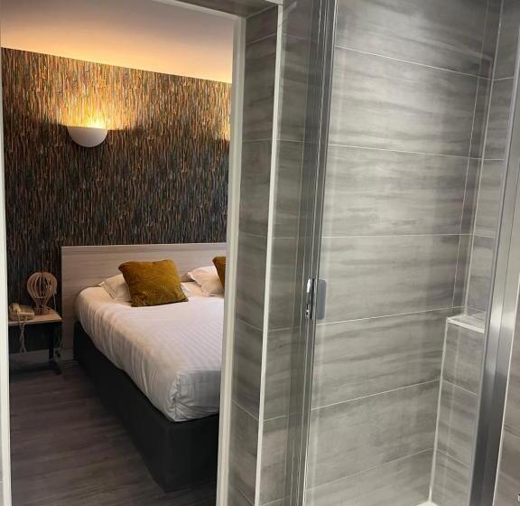 Номер Комфорт, Hôtel De Troyes