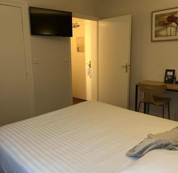 Номер Стандарт, Hôtel De Troyes