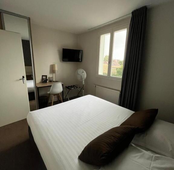 Номер Стандарт, Hôtel De Troyes