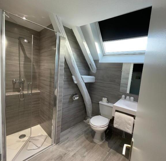 Трехместный Номер Комфорт, Hôtel De Troyes