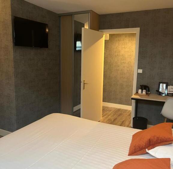 Трехместный Номер Комфорт, Hôtel De Troyes