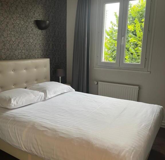 Номер Стандарт Индивидуальный, Hôtel De Troyes