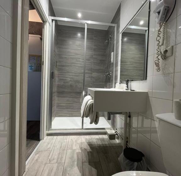 Номер Стандарт Индивидуальный, Hôtel De Troyes