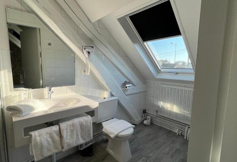 Номер Комфорт, Hôtel De Troyes