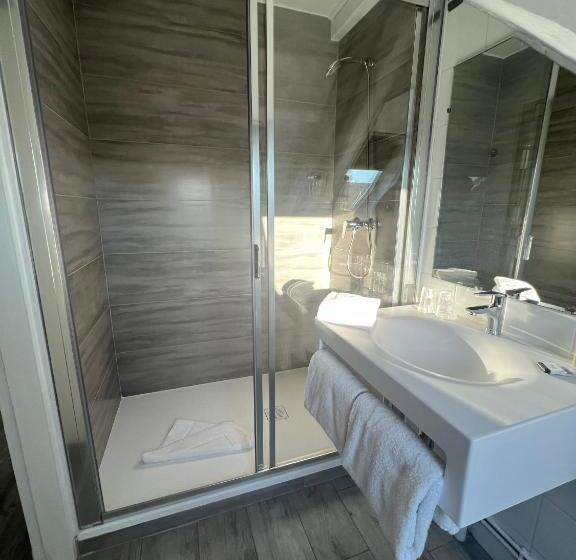 Номер Комфорт, Hôtel De Troyes