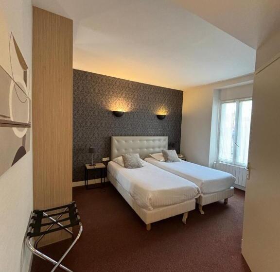 Номер Стандарт, Hôtel De Troyes