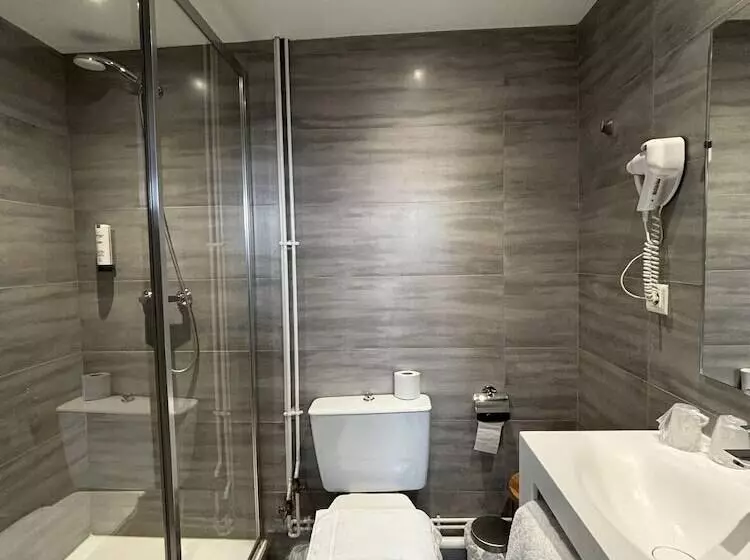 スタンダードルーム, Hôtel De Troyes