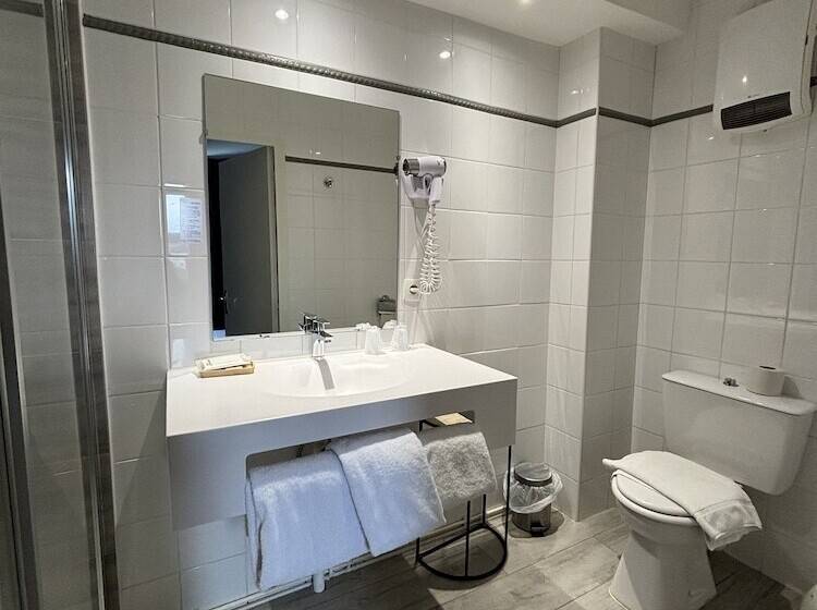 Номер Стандарт, Hôtel De Troyes