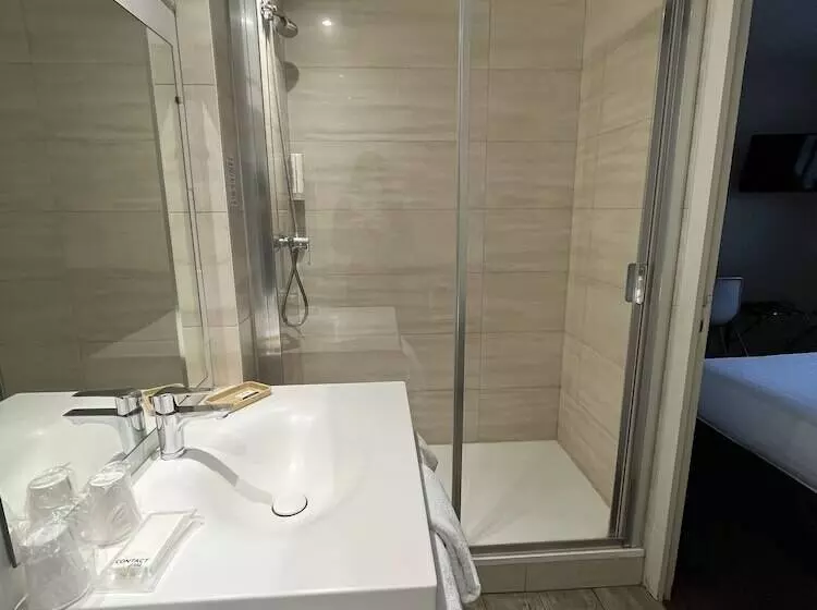 スタンダードルーム, Hôtel De Troyes