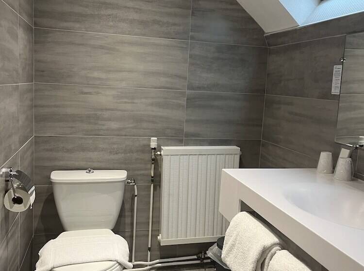 Номер Комфорт, Hôtel De Troyes