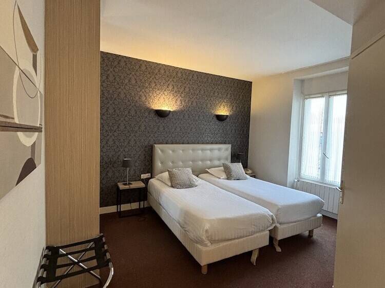 Номер Стандарт, Hôtel De Troyes