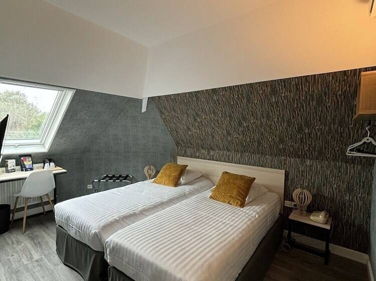 Номер Комфорт, Hôtel De Troyes
