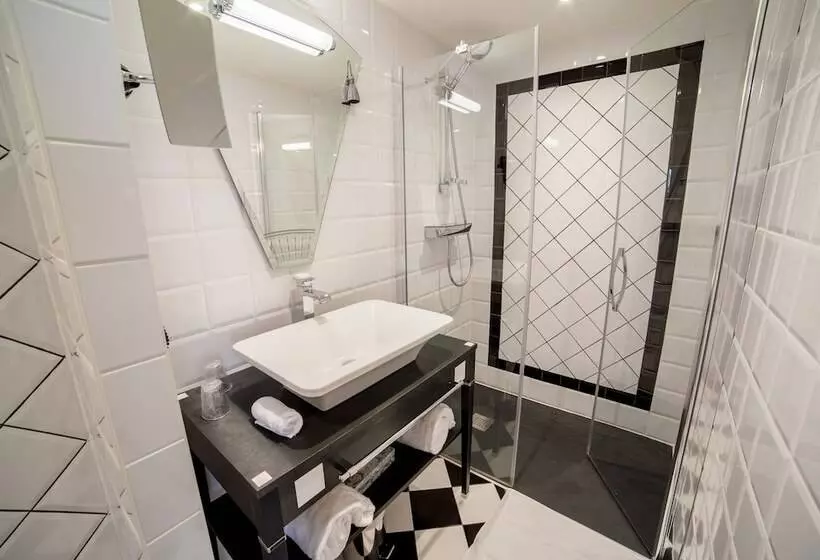 اتاق اجرایی, Jehan De Beauce   Teritoria